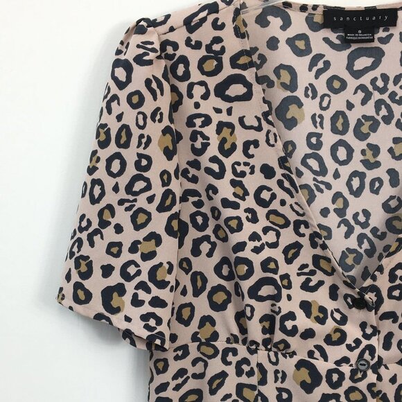 Sanctuary Animal Print V-neck Button Down Blouse Size S EXCELLENT Condition - Picture 3 of 7